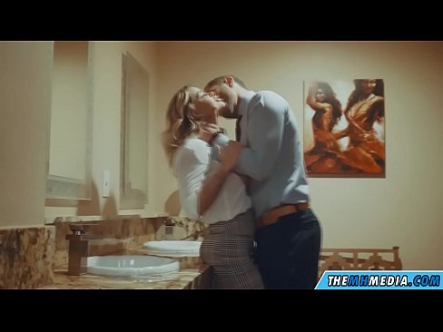 ❤️ Kui rinnakas blondiin võrgutab sind avalikus tualettruumis ️ Super seks at et.creditme.top ﹏